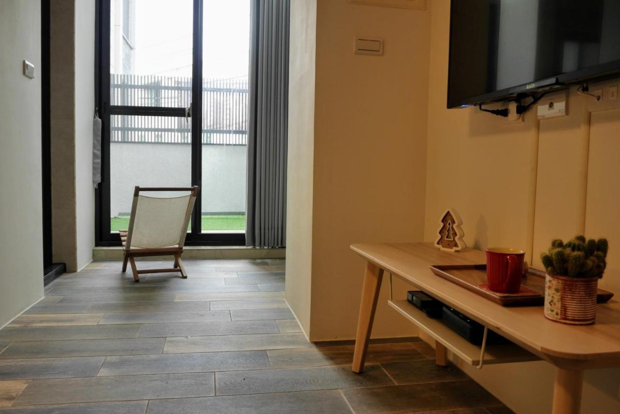 See U Tainan Apartment Yongkang Bagian luar foto